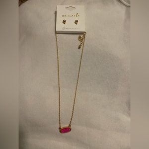 designer like earring and necklace